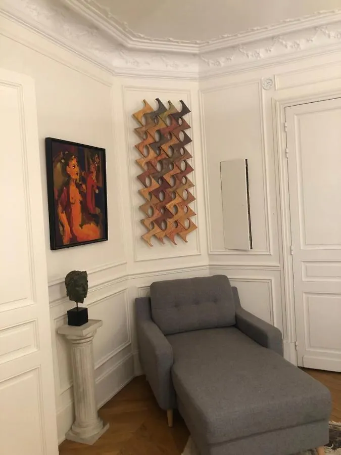 Cosy 2 Room 50M2 Parisian Classic Flat - Passy, 16Th Arrondissement, Near Eiffel Tower Frankrijk
